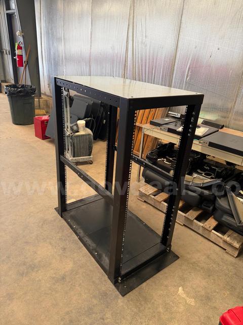 UNK Half floor network rack