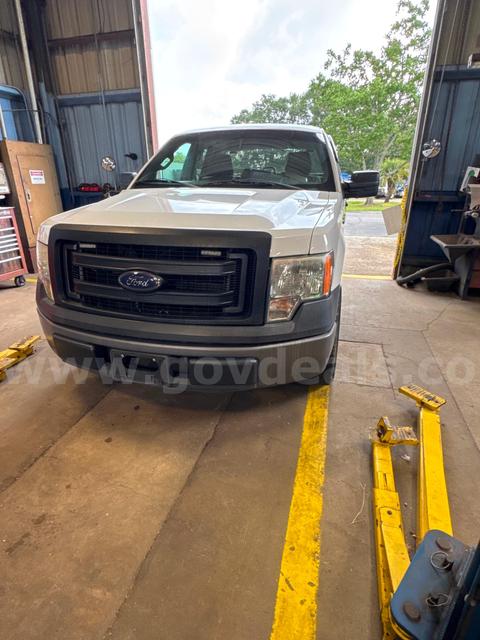 2014 Ford F-150 XL SuperCab 6.5-ft. Bed 2WD