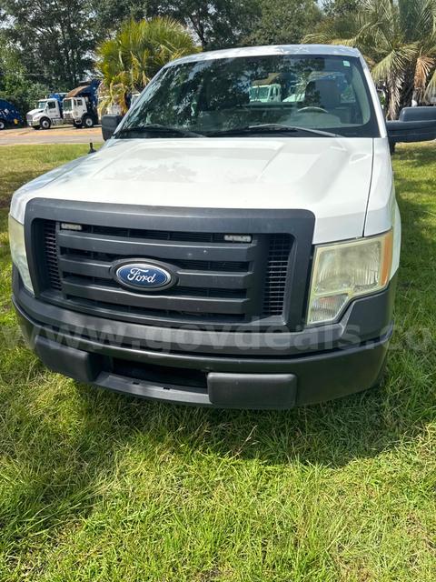 2009 Ford F-150 XL SuperCab 6.5-ft. Bed 2WD