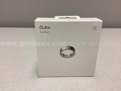 OURA Ring 4 , Rose Gold size 9