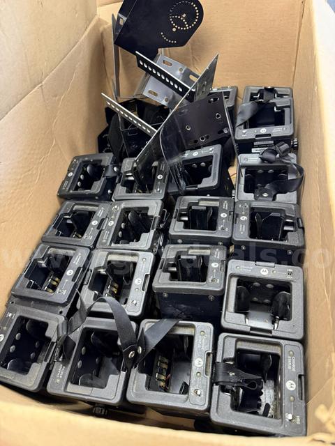 Lot of (19) Motorola WPLN4208 IMPRES Vehicular Rapid Charger