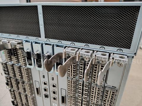 1 LOT 1EA. BROCADE DCX W/6 EA. FC8-48. 2 EA. FC8-32. 2 CP8. 2 CR8. 4 PSU. 3 FAN.