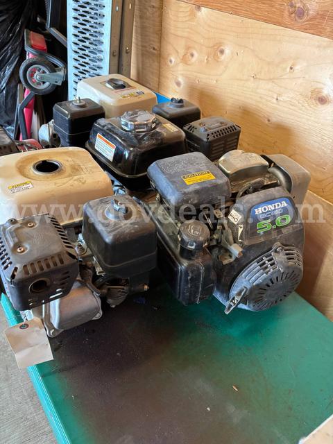 1 lot of (5) used Honda Small Engines *Parts Only*