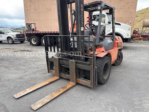 2007 Toyota 7FDKU40 Pneumatic Tire Forklift