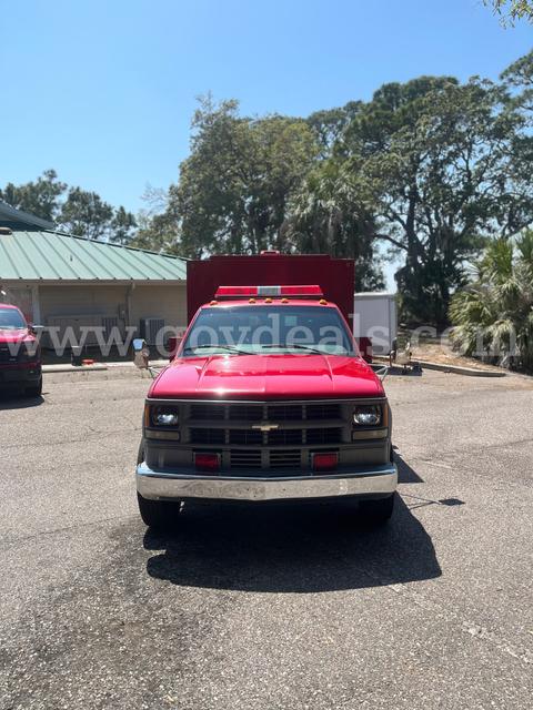 2001 Chevrolet Silverado 3500 Reg. Cab 2WD