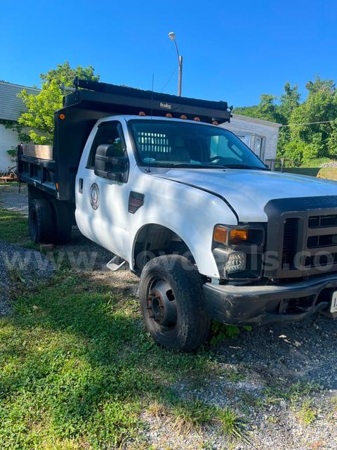 2008 Ford F-350 SD XL DRW 4WD