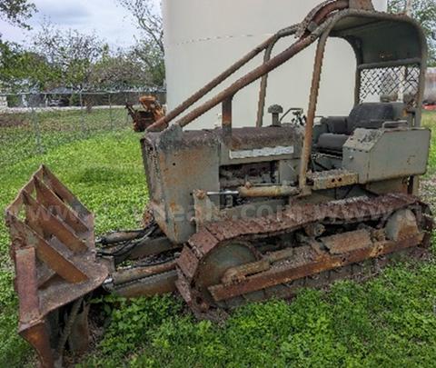 John Deere 1969 Dozer T4F3D