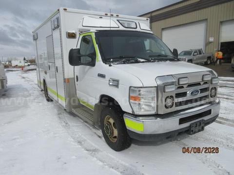 2015 Ford Econoline Demers - 6.8L V10 SOHC 20V