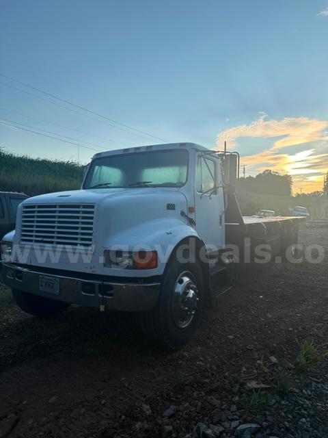 97 international rollback (rebuilt motor,new tires)