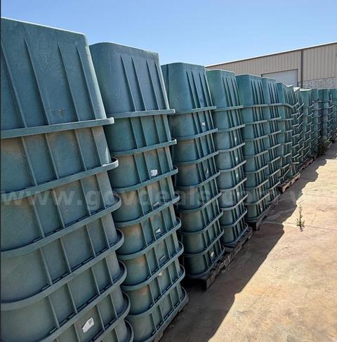 32 x Green Box Valve Covers