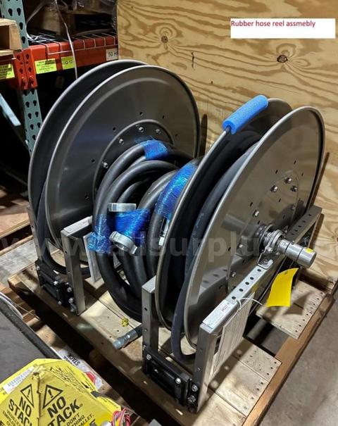 Hose Reel Assembly w/ Rubber Hose
