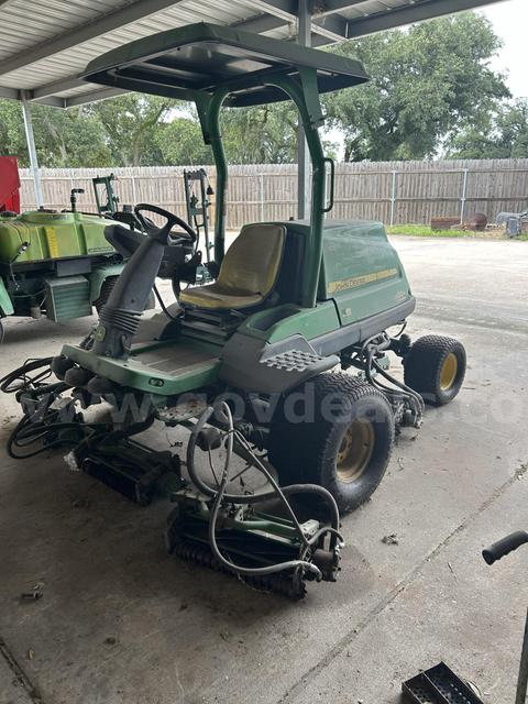 John Deere Fairway Mower 7500A Precision Cut