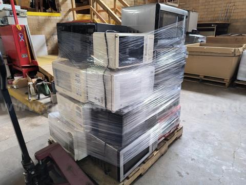 Pallet Lot of Microwaves - LOT 901