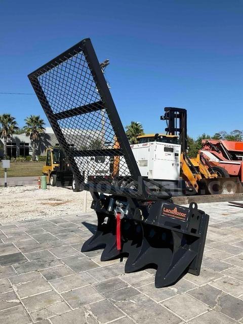 NEW 2025 LANDHONOR 15,000LBS HYDRAULIC LOGGING WINCH ATTACHMENT FOR UNIVERSAL SKID STEER MODEL FW-13-15000G, 100 FT R
