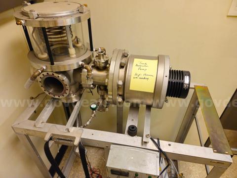 Turbo Molecular Pump & 2x Turbo Pump Controller
