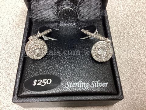 1/4TW Diamond Dangle Earrings ( Retail $250.00 )