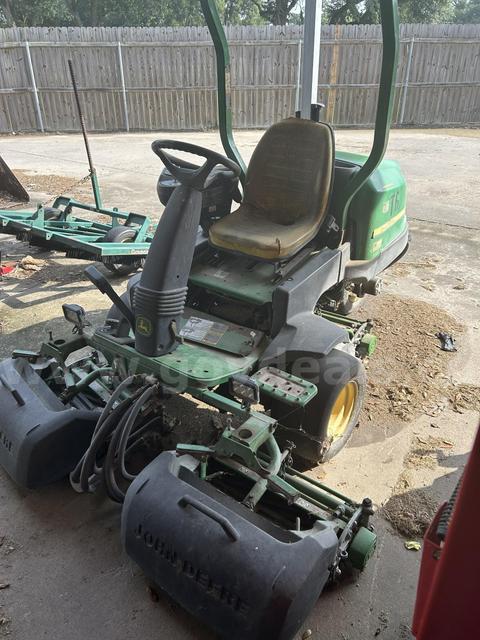 John Deere Greens Mower