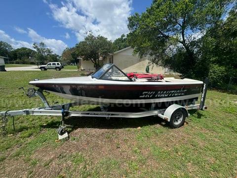 1993 Ski Nautique Ski Boat, Water Ready, New Motor.