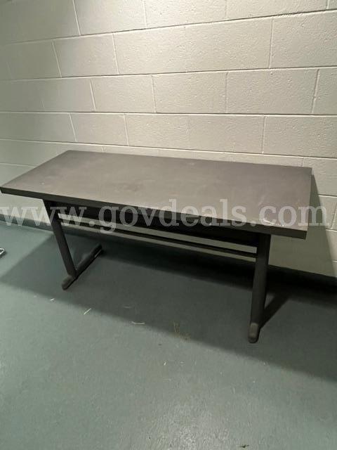 Metal table