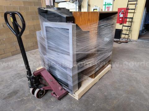 Pallet Lot of 6 CRT Televisions (LOT 917)