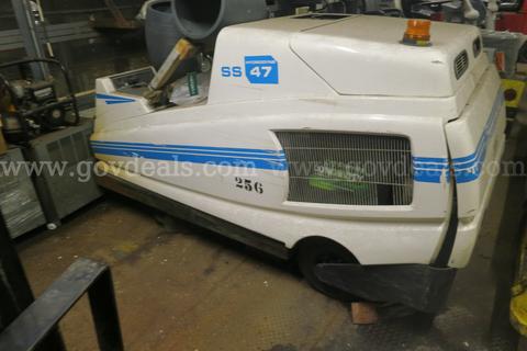 Star Hydrodyne SS47 floor sweeper (#256)