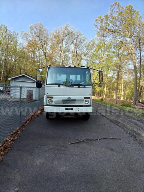 2006 Sterling SC8000