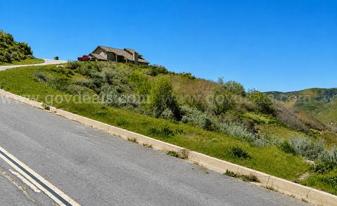0.18 Acres Near Lake Elizabeth β Build Your Mountain Retreat in Lake Hughes, CA