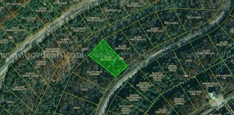 A unique land opportunity with this .33 acre lot in Beautiful Holiday Island Arkansas