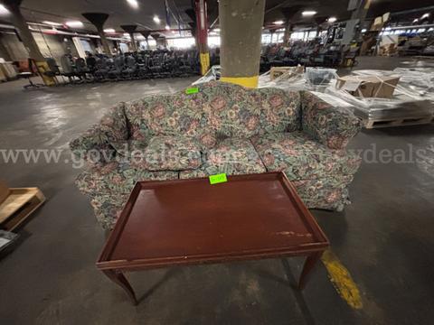 Sofa & Coffee Table – Floral Upholstered Couch & Wood Coffee Table (PICK‑UP ONLY – NO 3RD PARTY PICK‑UP)