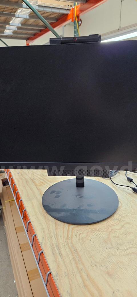Lenovo Tiny in one 24" and M920q Tiny