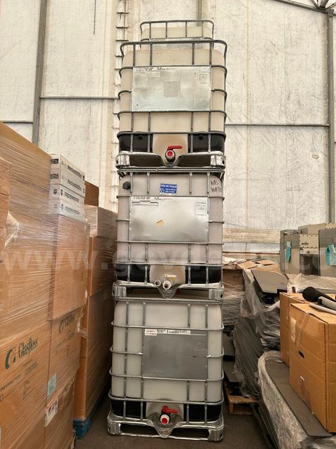 Lot of 13x Ecobulk 250 Gallon Water Container
