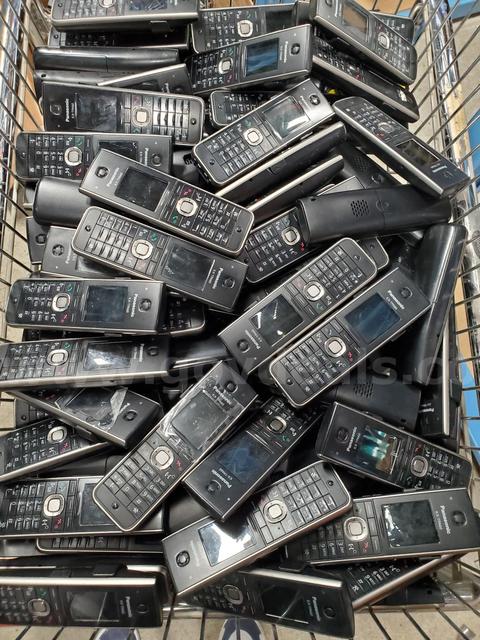QTY (100) - PANASONIC KX-TPA60 PHONE with Panasonic KX-TGP600C VOIP BASE STATION