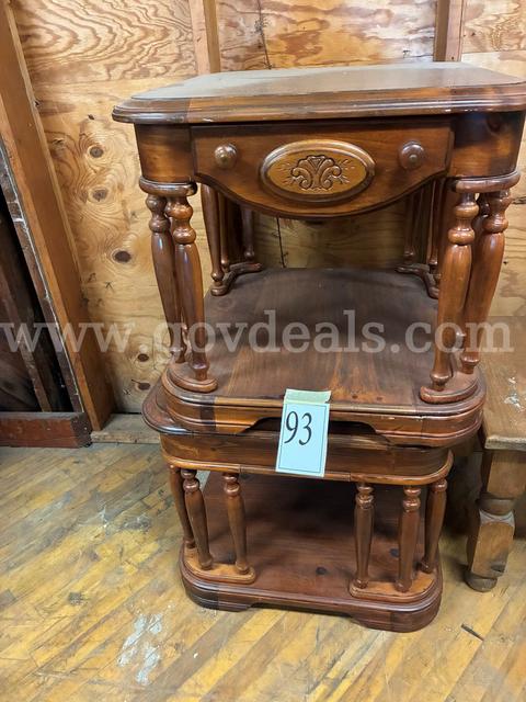 END TABLES, WOODEN/ LIVING ROOM/ BEDROOM / NIGHT STANDS / FURNITURE