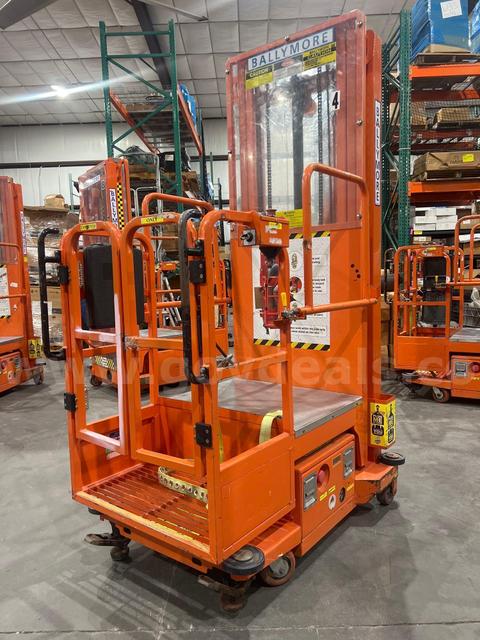 2015 BALLYMORE VERTICAL MAST MAN LIFT, MAX PLATFORM HEIGHT 12FT