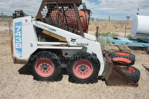 MSTS FY26-093: Melroe 743B Bobcat Loader