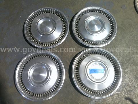 Vintage 1970s Toyota cressida or corona wheel hub caps