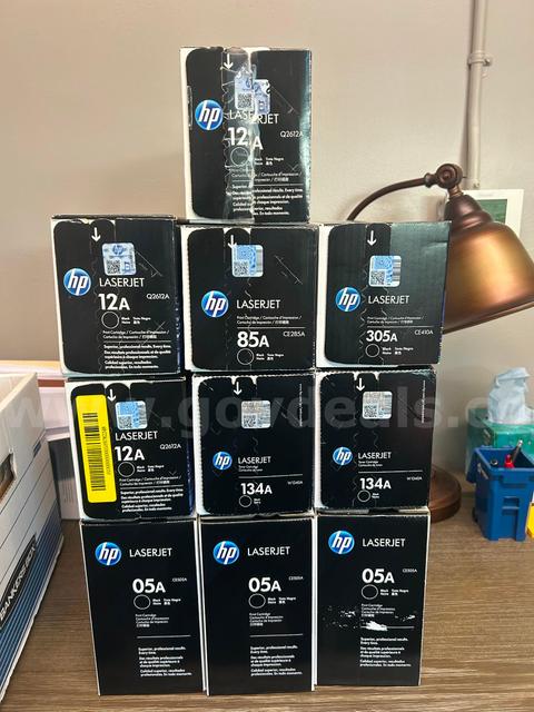 1 Lot of HP LaserJet Cartridges