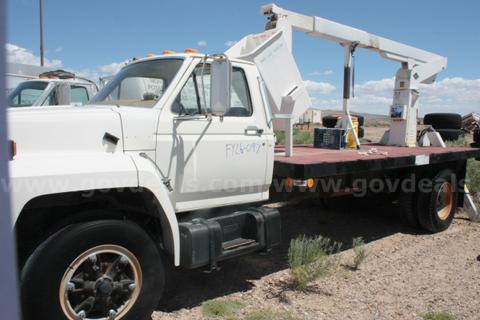MSTS FY26-097: Ford F-700 Bucket Truck