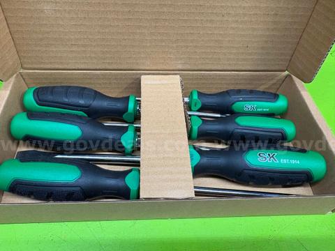 NEW  SK S-K 6 PIECE SCREWDRIVER  SET - SHIPPING ONLY - MAINE