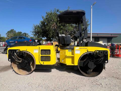 INGERSOLL RAND DD-70 , DIESEL, SMOOTH ROLLER COMPATCTOR