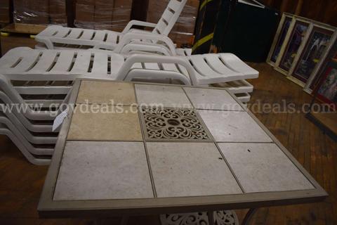 PATIO TABLE W/MISMATCHED TILES, OUTDOOR TABLE, DINING/OUTDOOR DINING