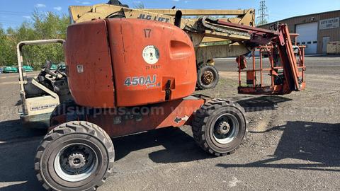 JLG 450AJ Series II Articulating Boom Lift