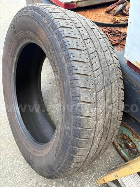 ONE TIRE 275/60/R20  - LOCAL PICKUP ONLY! MA