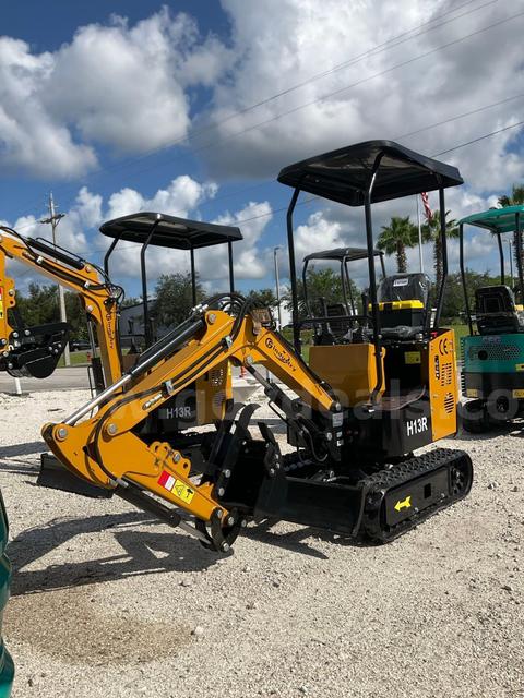 2026 CFG INDUSTRIAL MINI EXCAVATOR MODEL H13R; GAS POWERED; RUBBER TRACKS