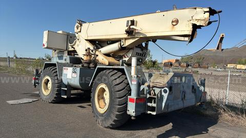 Terex RT 230 Rough Terrain Crane