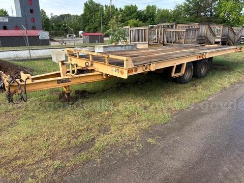 Flatbed Equipment Trailer