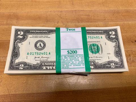 LOT OF 100 UNCIRCULATED & SEQUENTIALLY NUMBERED $2 TWO DOLLAR BILLS CURRENCY MONEY CASH - SHIPPING ONLY - MA