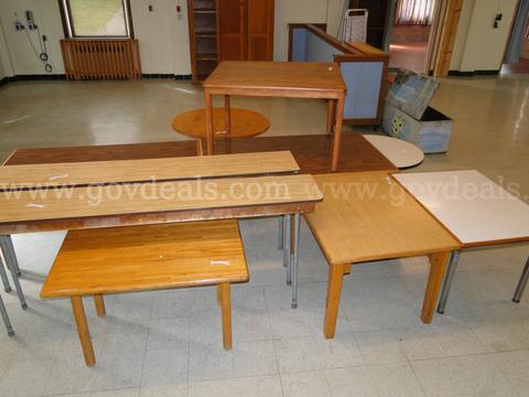 Tables – Assorted Sizes & Styles (Qty: 10)