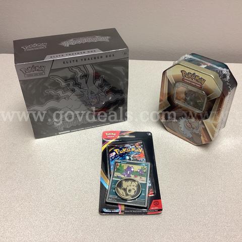 Pokémon Mega Evolution Pitch Black Elite Training Box, Mega Evolution Chaos Rising, Tripple Whammy Tin