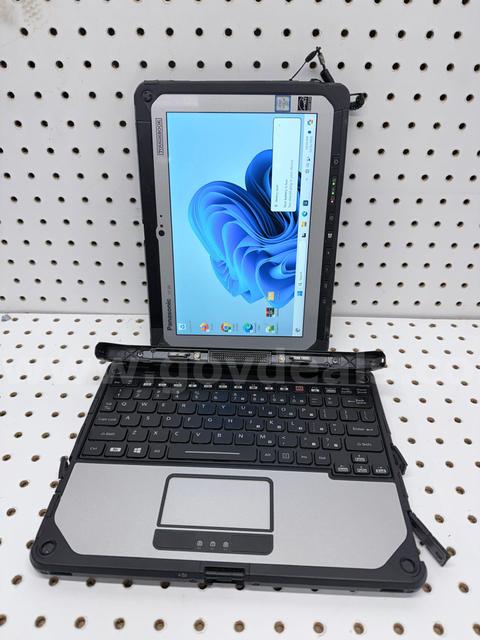 QTY (1) - Panasonic ToughBook CF-20 | 8 GB | 128 GB